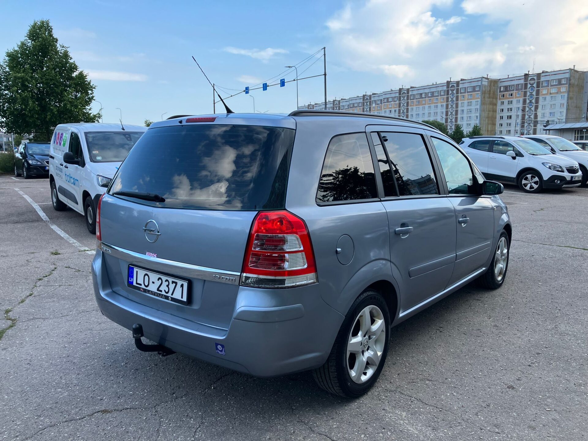 Opel Zafira 7-vietas