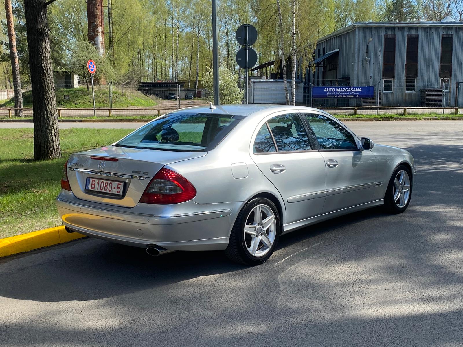 MERCEDES BENZ E320 EVO AVANTGARDE