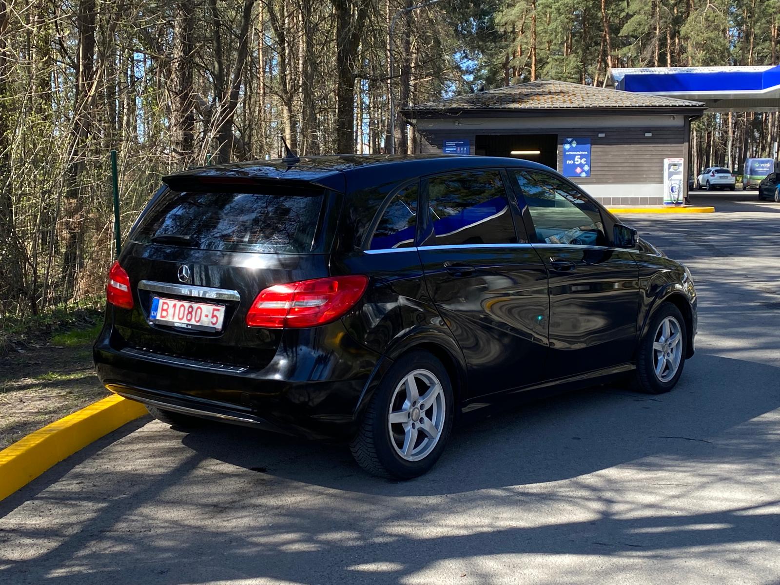 MERCEDES BENZ B200 AVANTGARDE