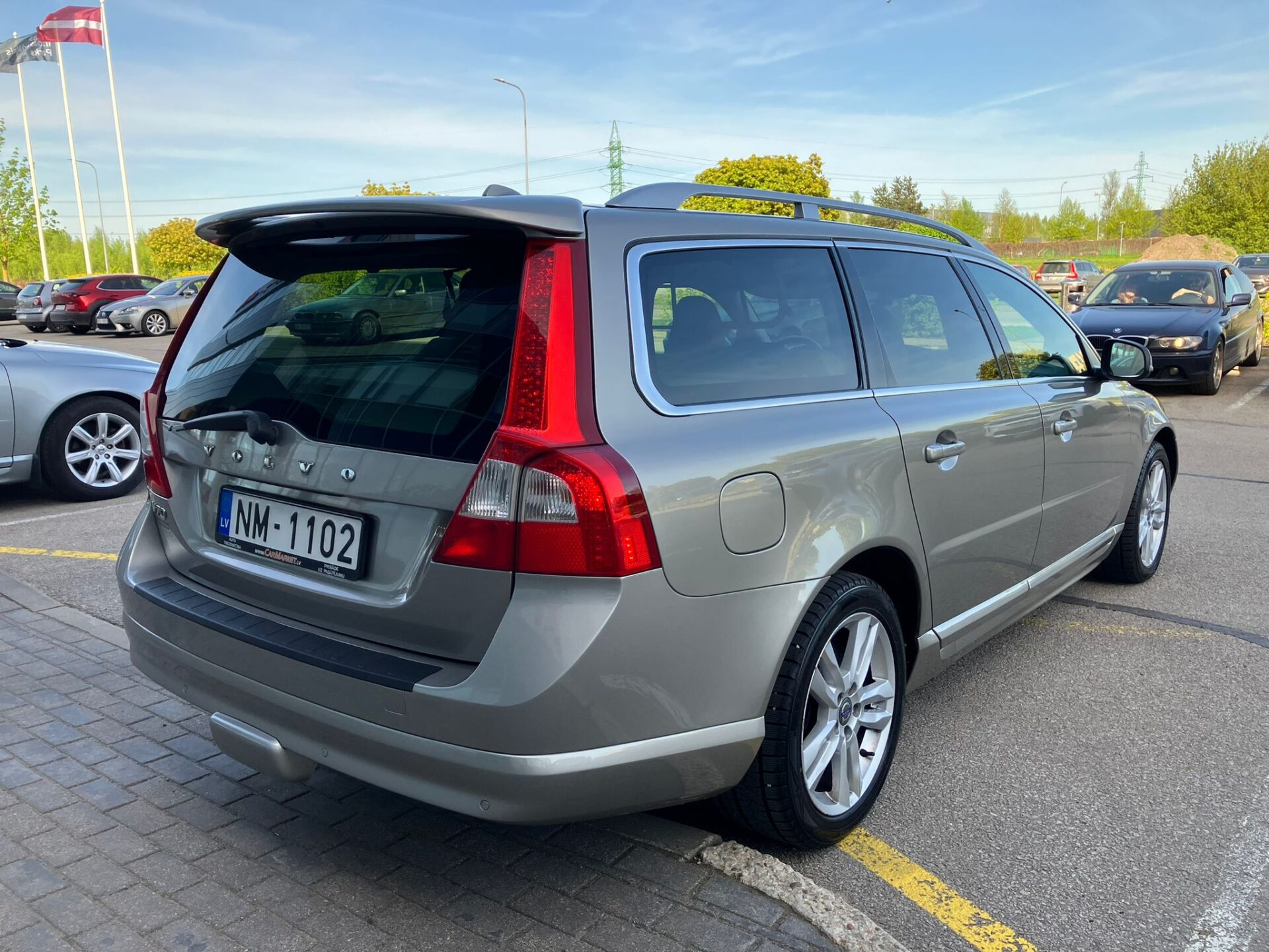 Volvo V70