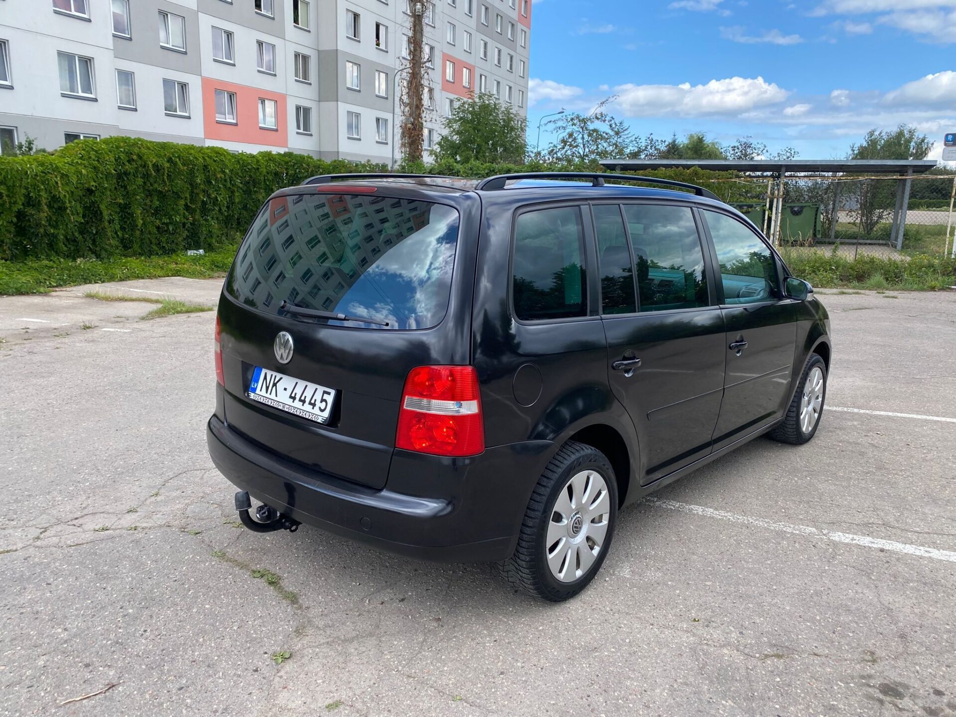 VW Touran 7-seats