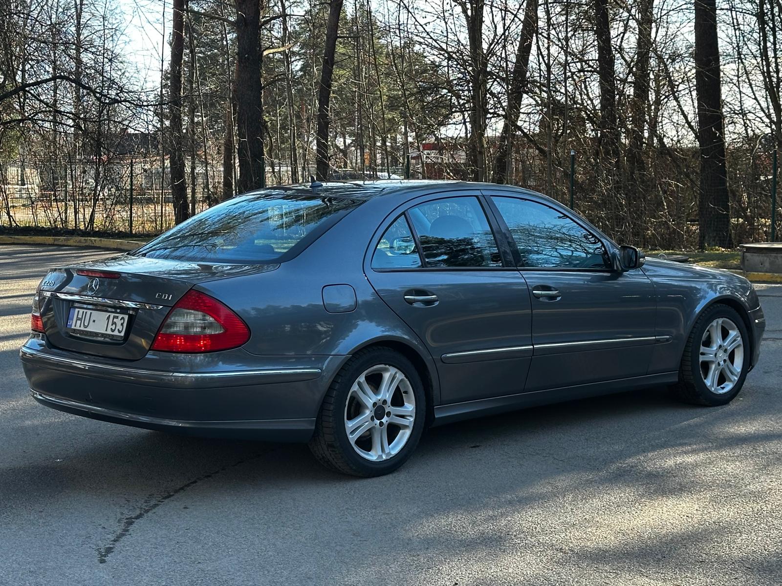 Mercedes Benz E220 Avantgarde