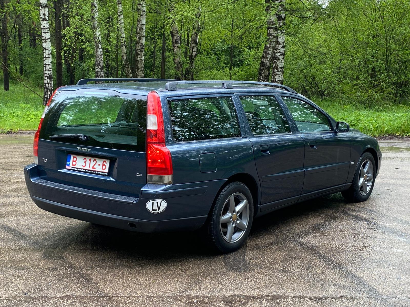 VOLVO V70