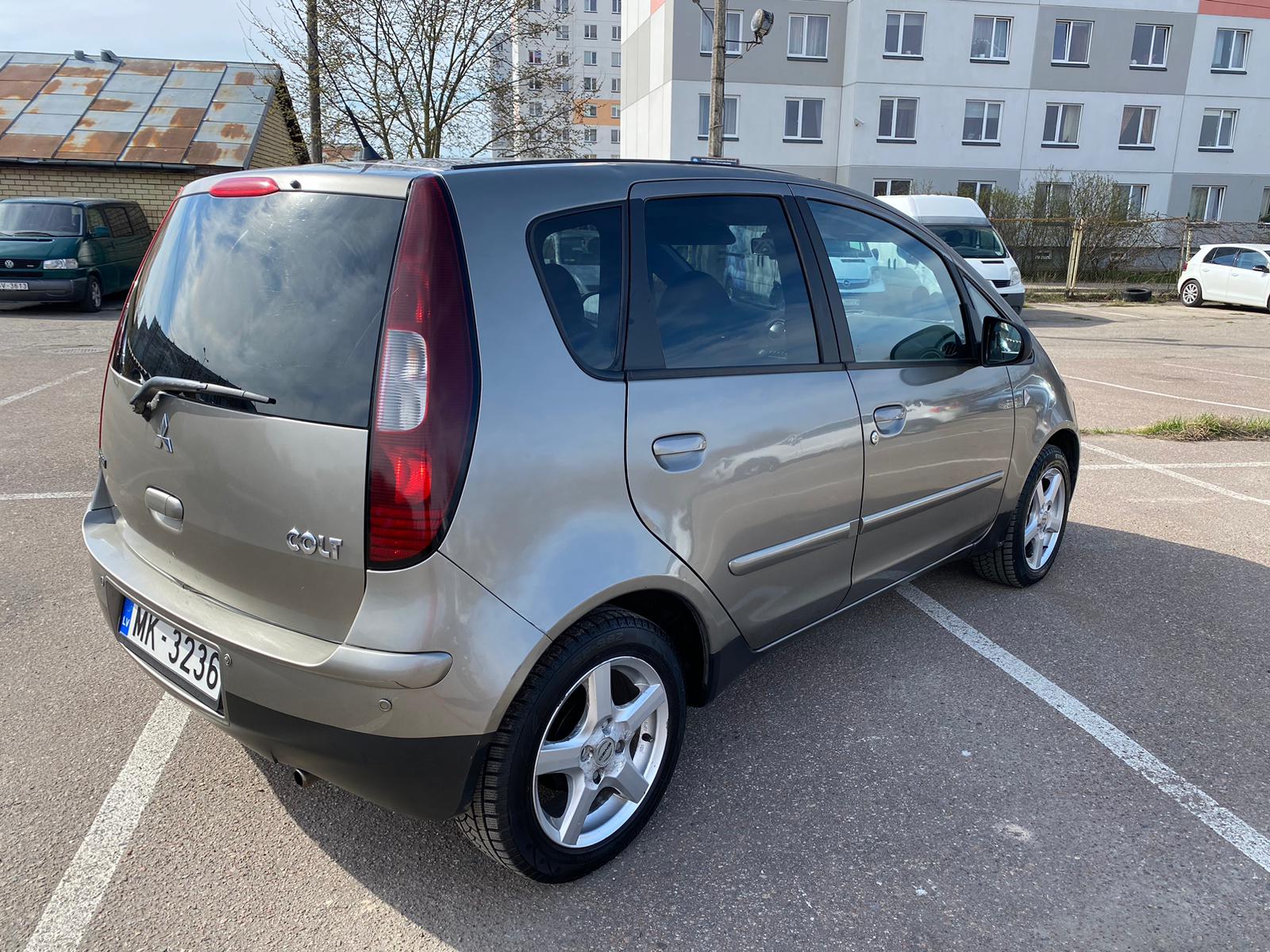 Mitsubishi Colt
