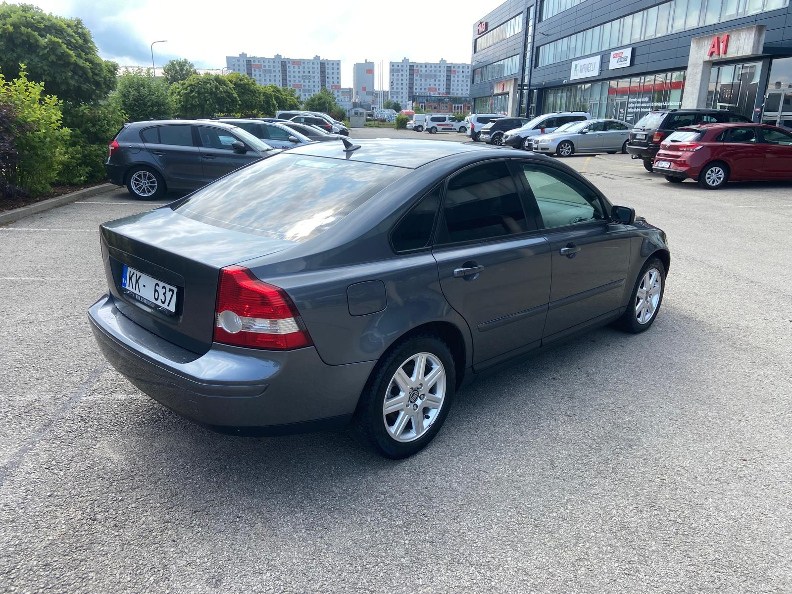 Volvo S40