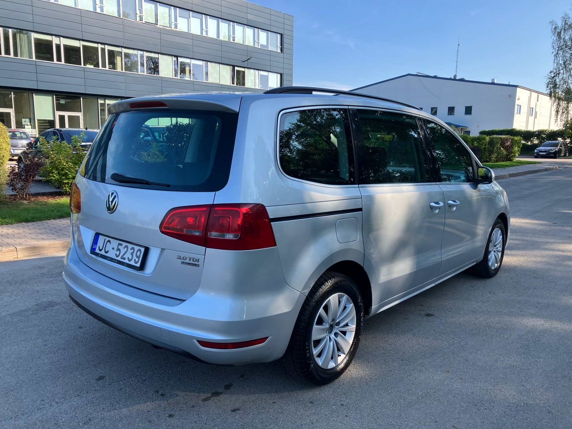 VW Sharan BLUE MOTION 7-vietas