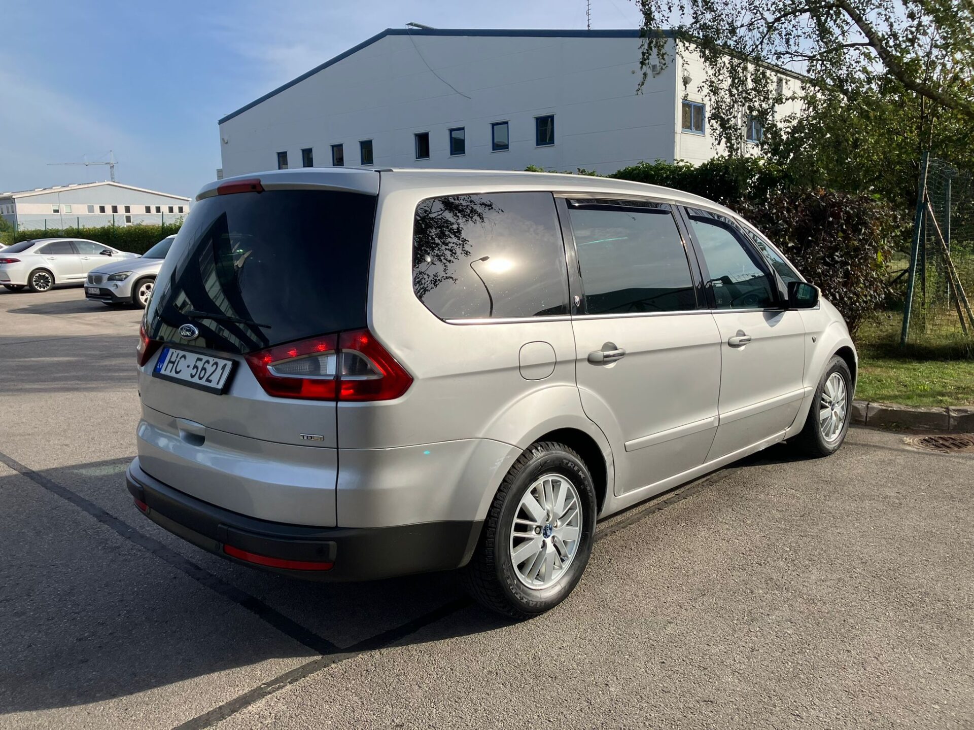Ford Galaxy Ghia 7-vietas