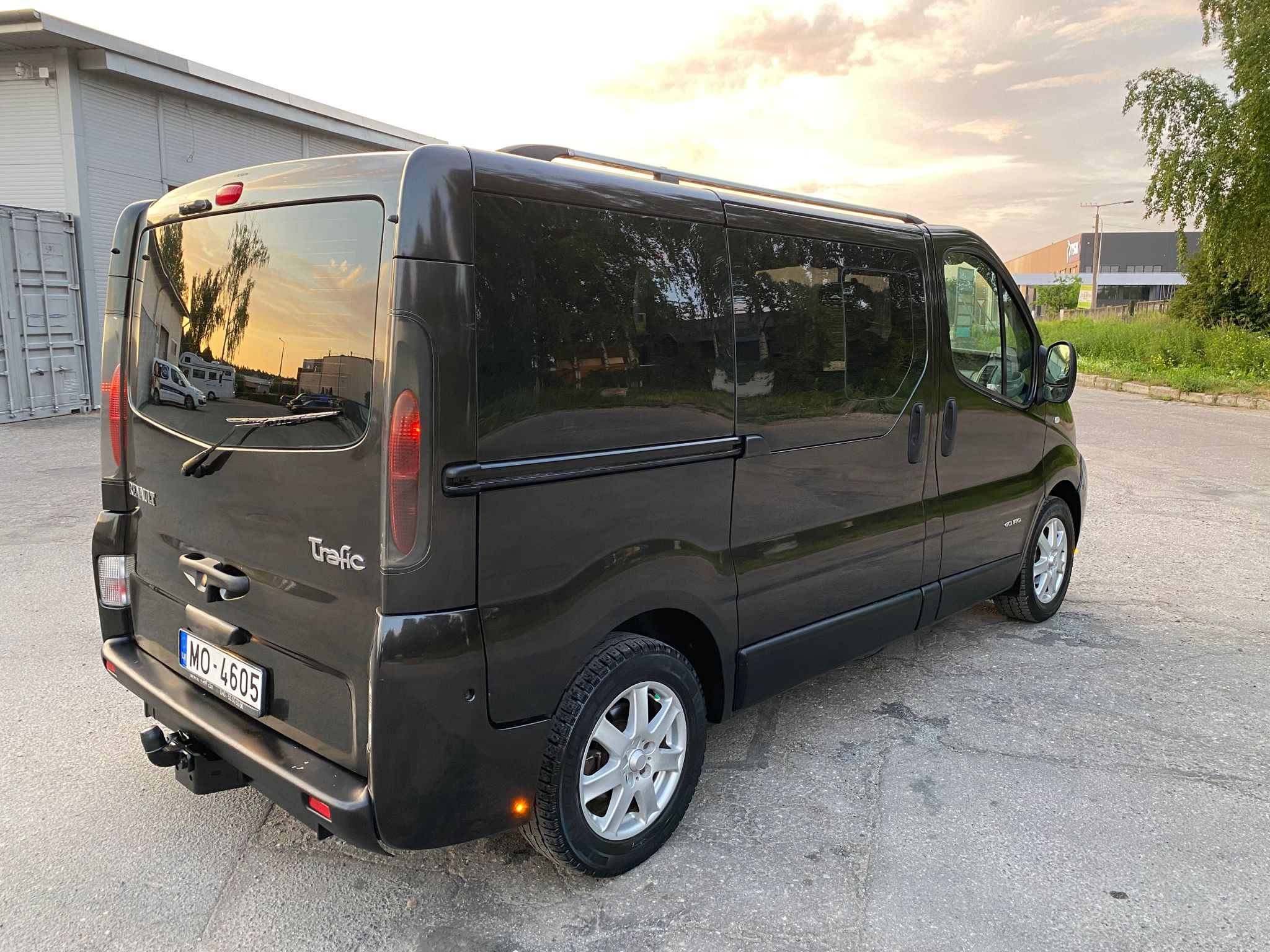 Renault Trafic Passenger 9-vietas