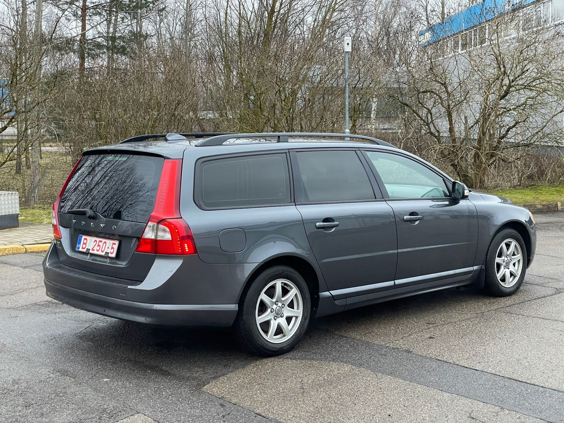 Volvo V70