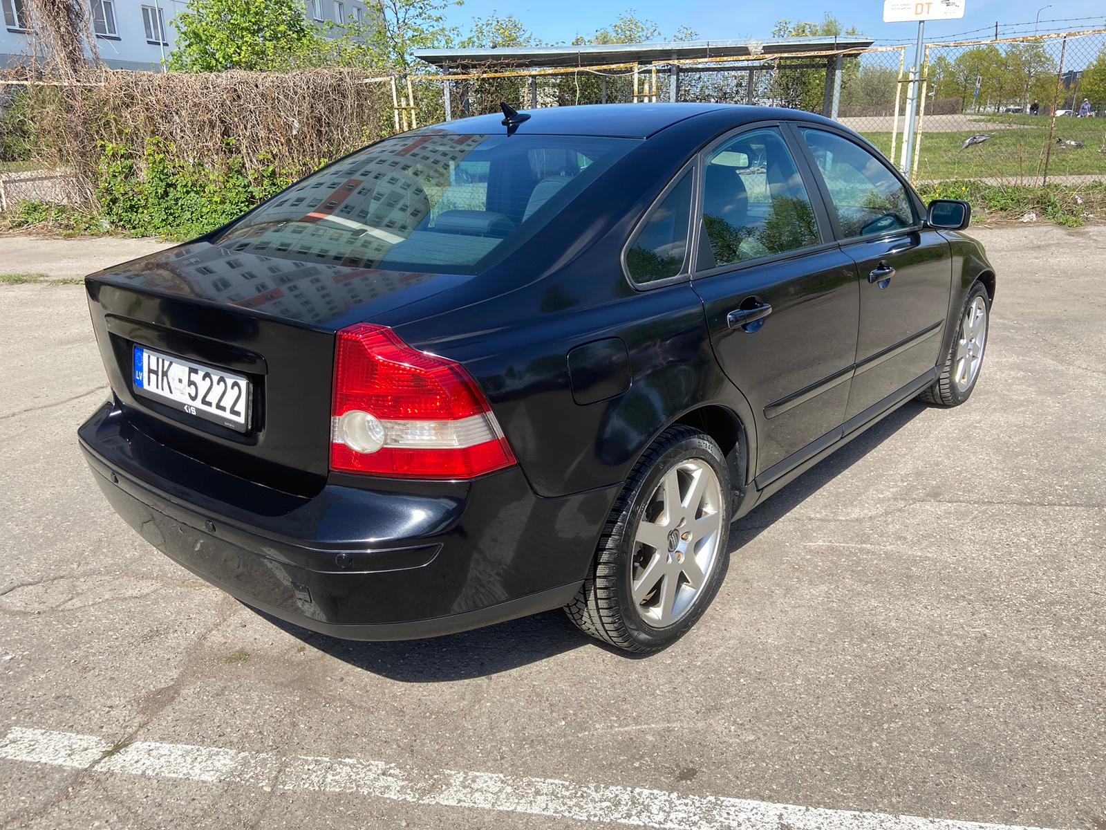 VOLVO S40