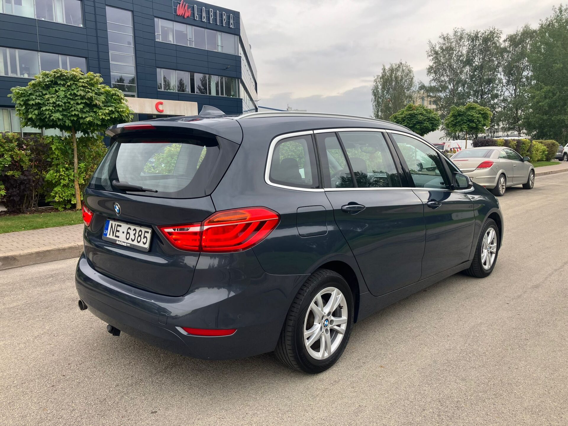BMW 214D Grand Tourer