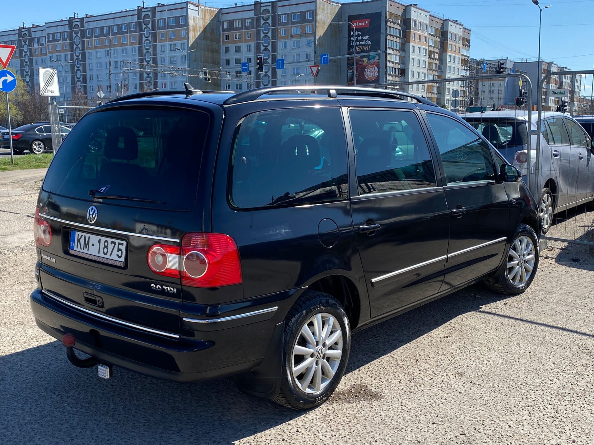 VW Sharan 7-Vietas