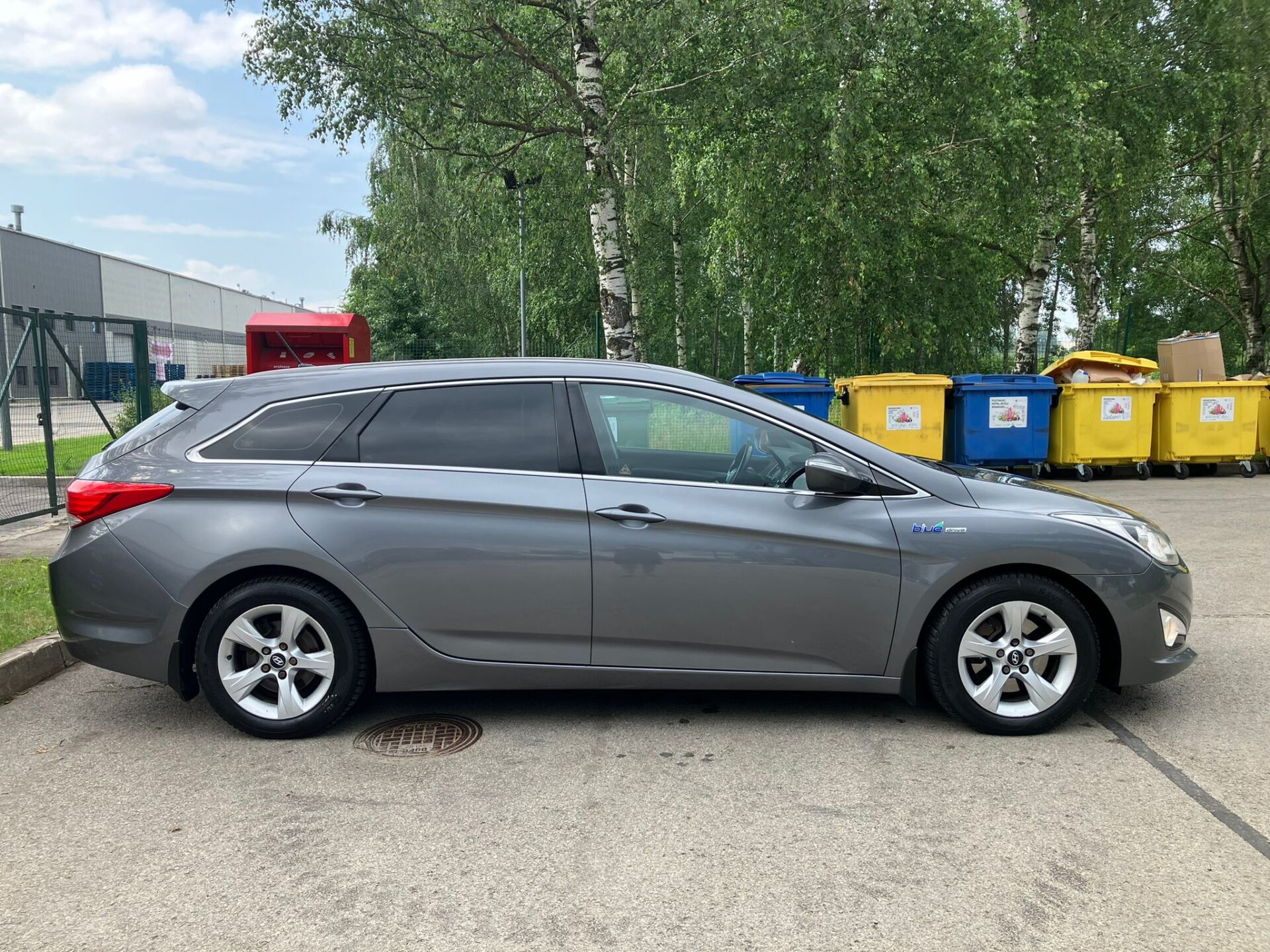 Hyundai i40 blue