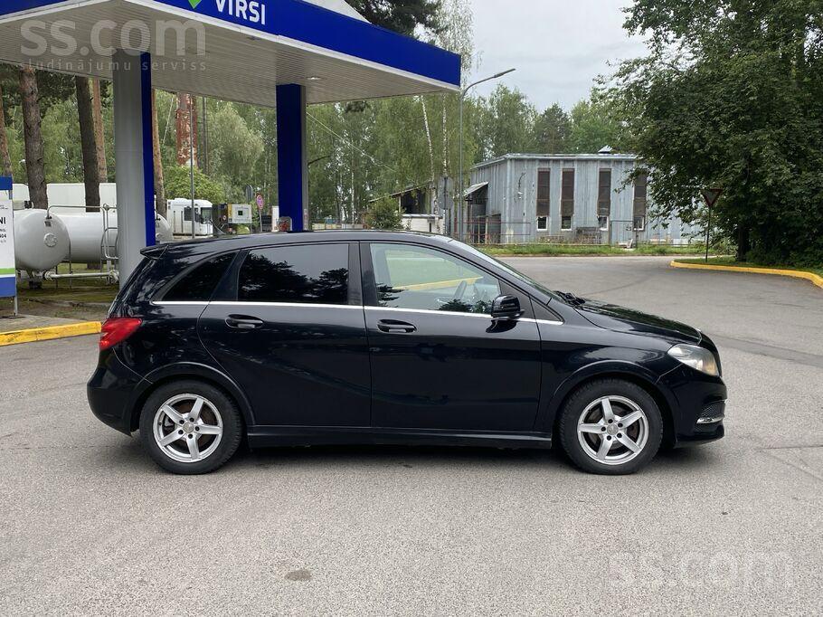 MERCEDES BENZ B200 AVANTGARDE