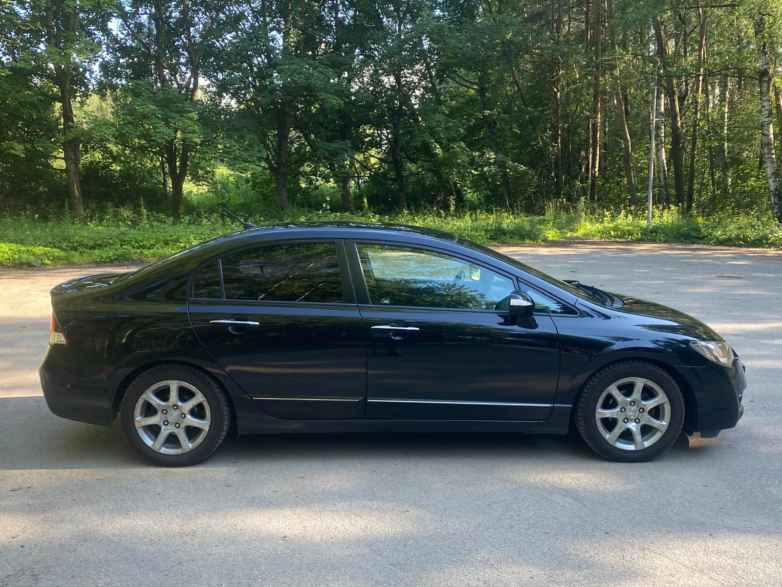 HONDA CIVIC 4DR HYBRID