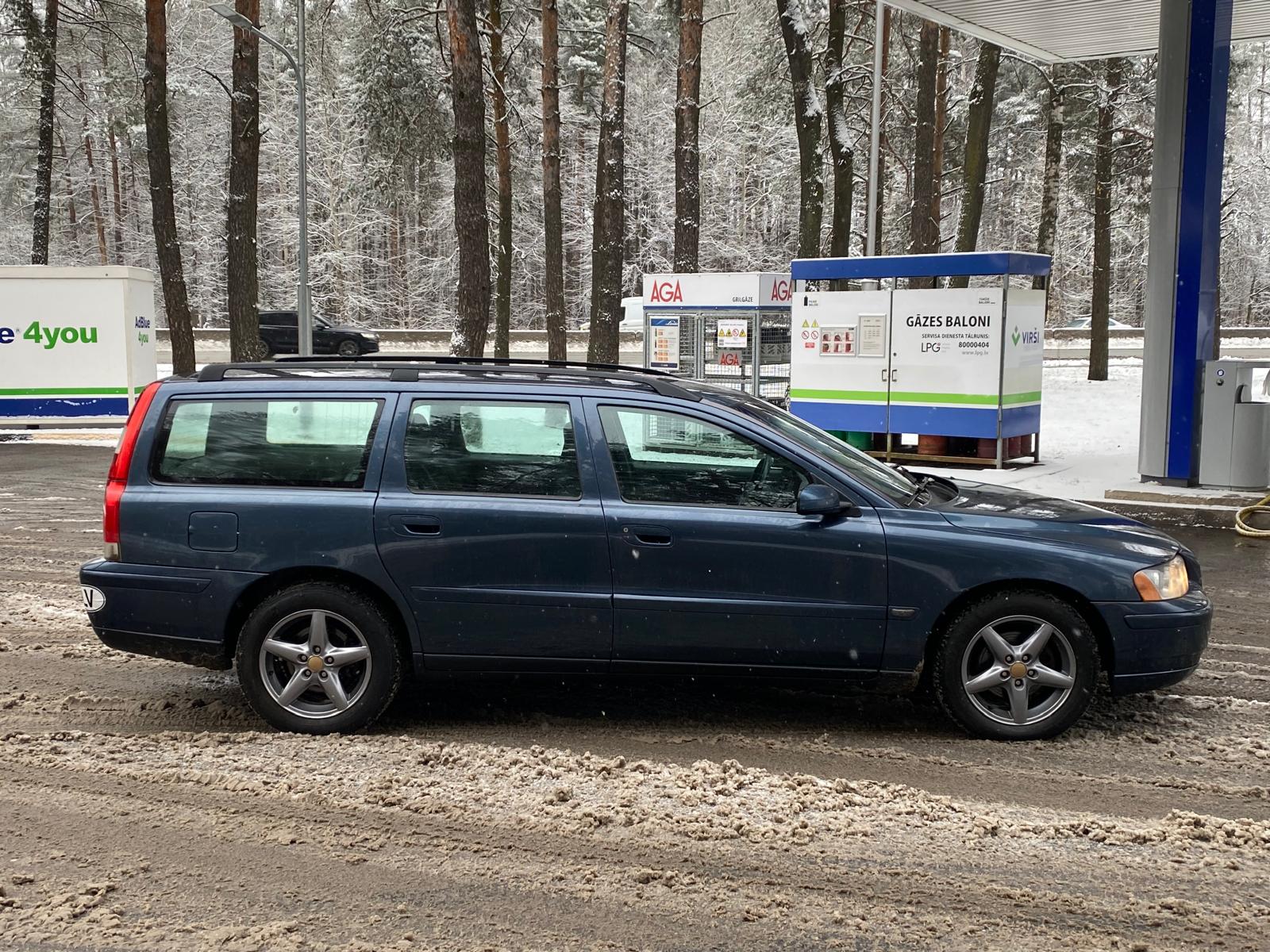 VOLVO V70