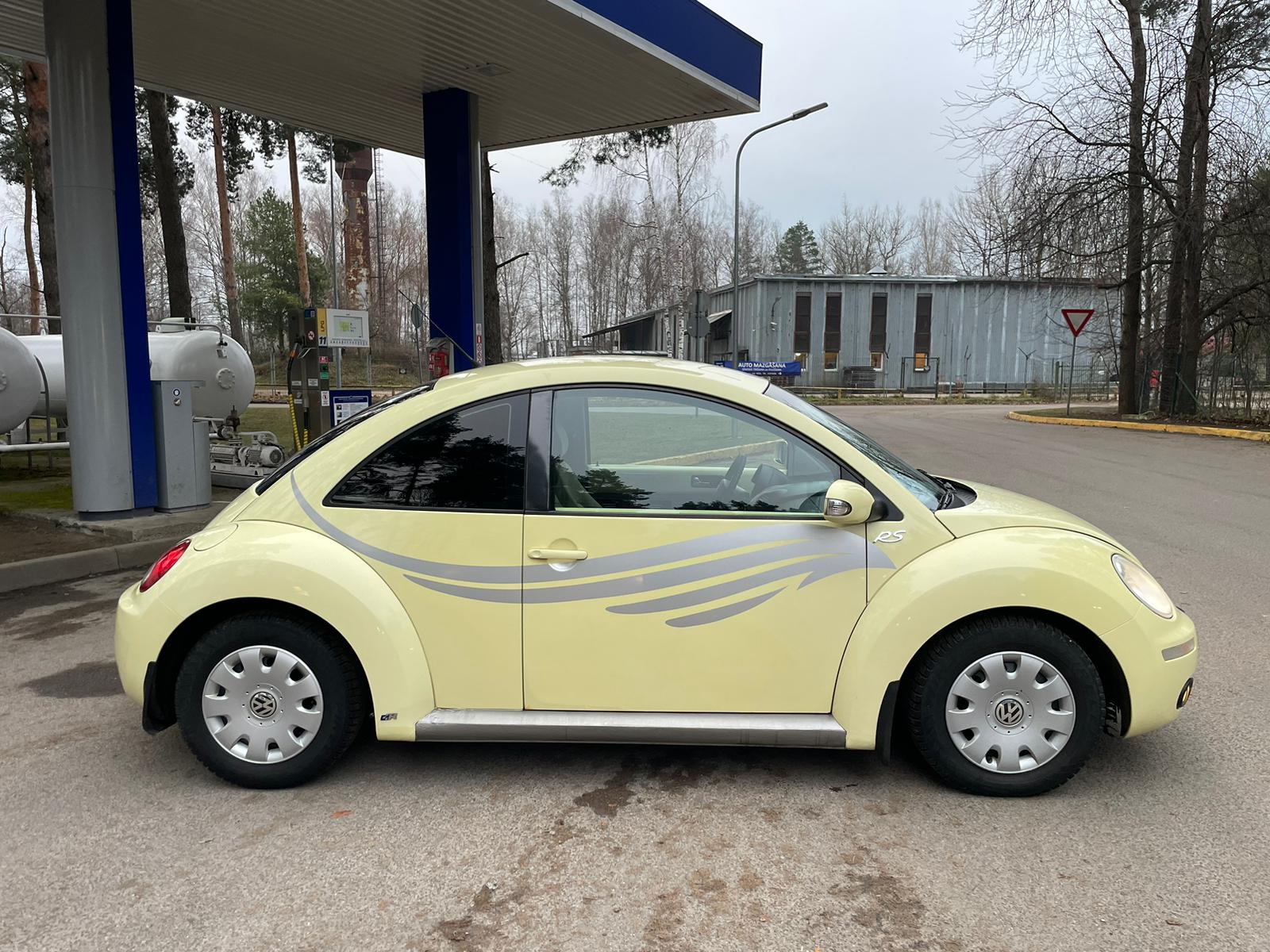 VW NEW BEETLE