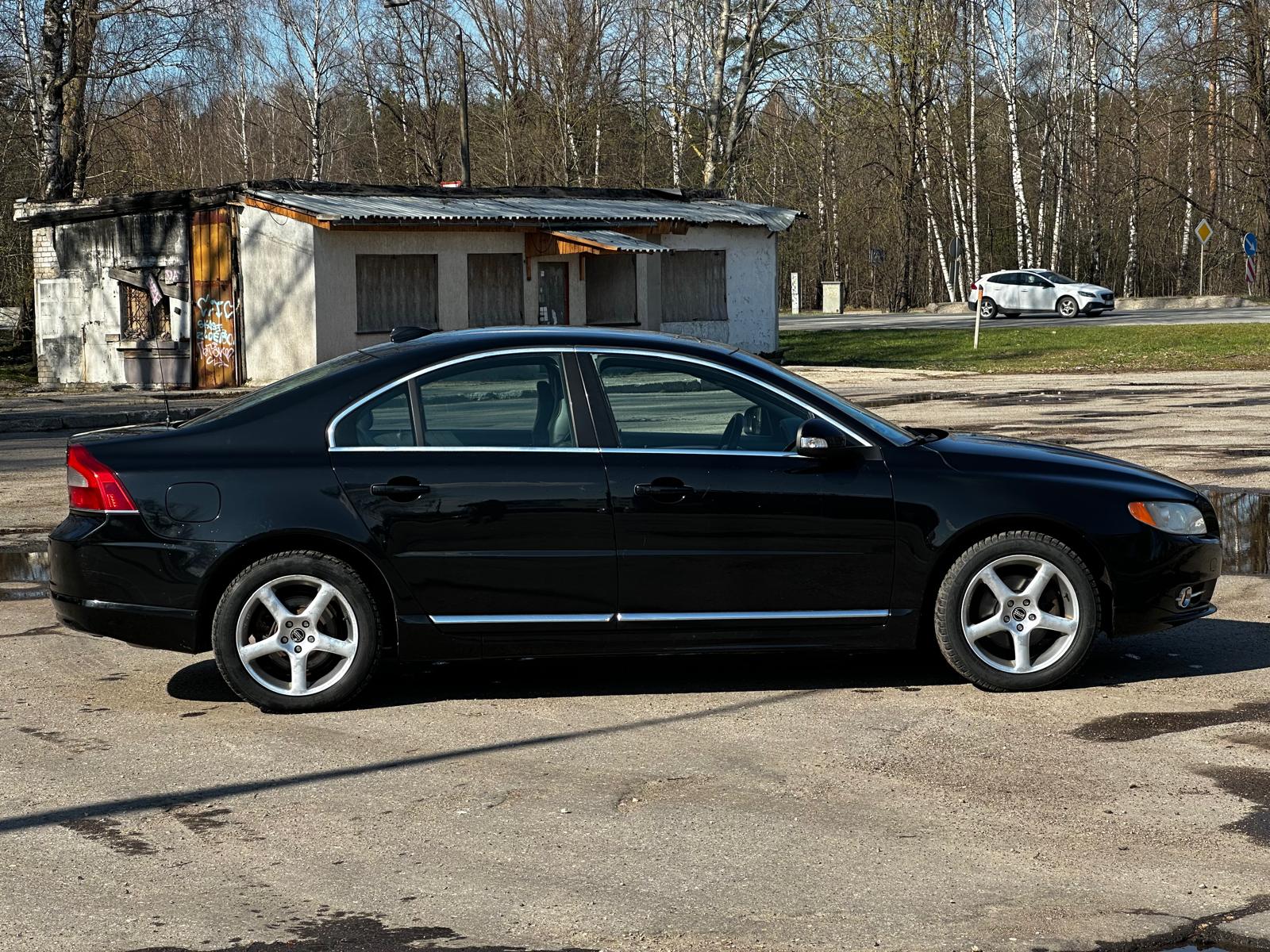 Volvo S80