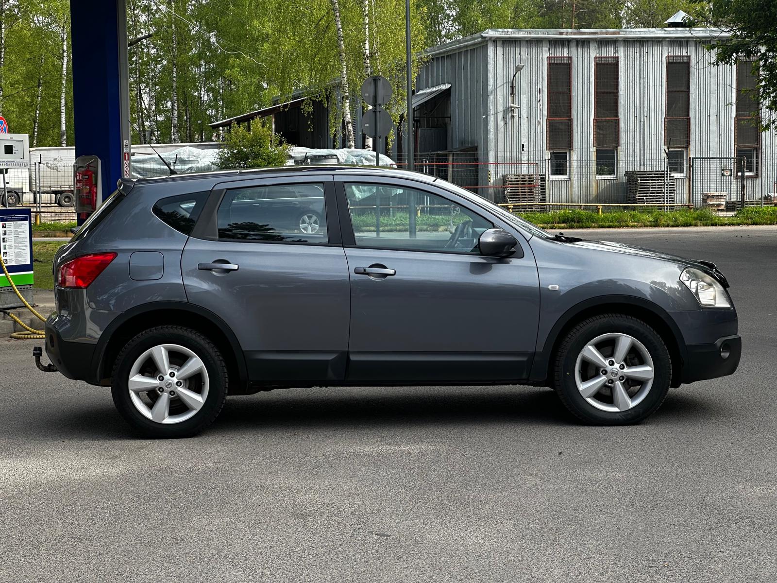NISSAN QASHQAI 4X4