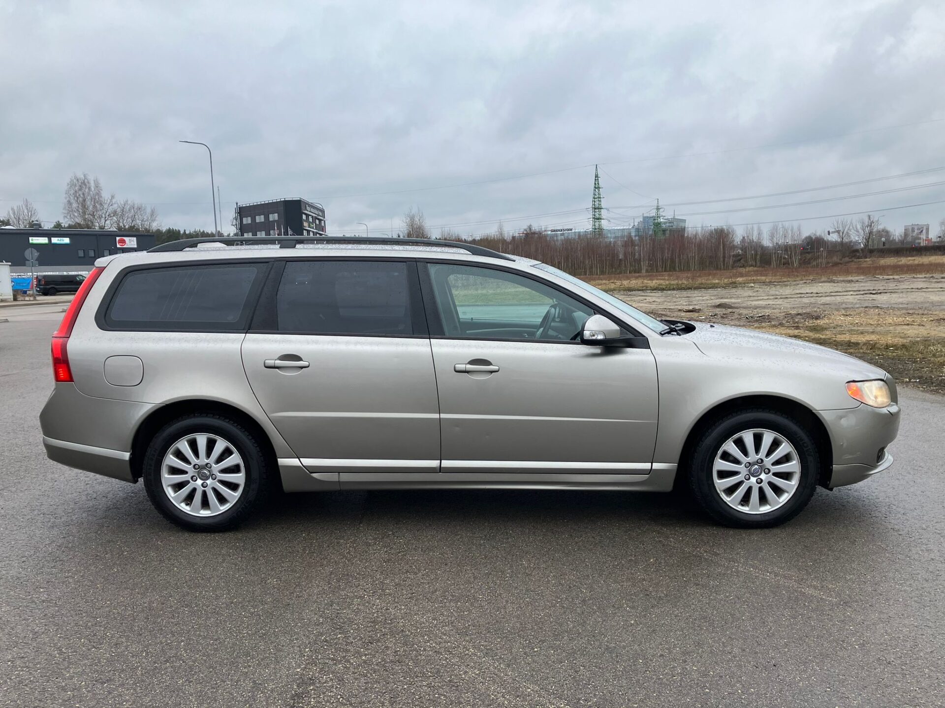 Volvo V70