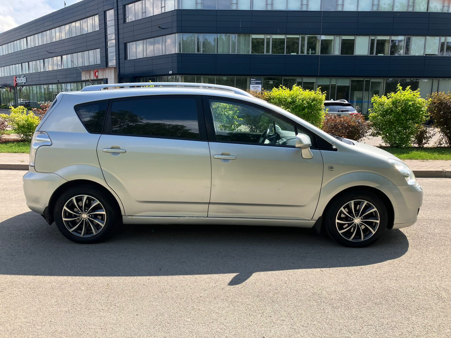 Toyota Corolla Verso 7-seats