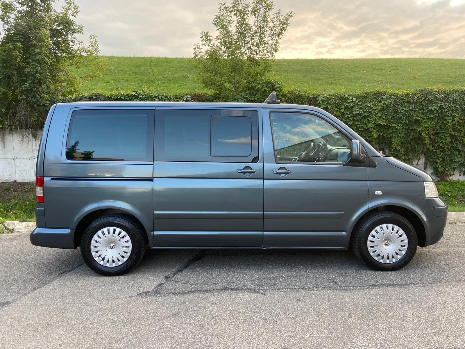 VW Multivan Highline 7-vietas
