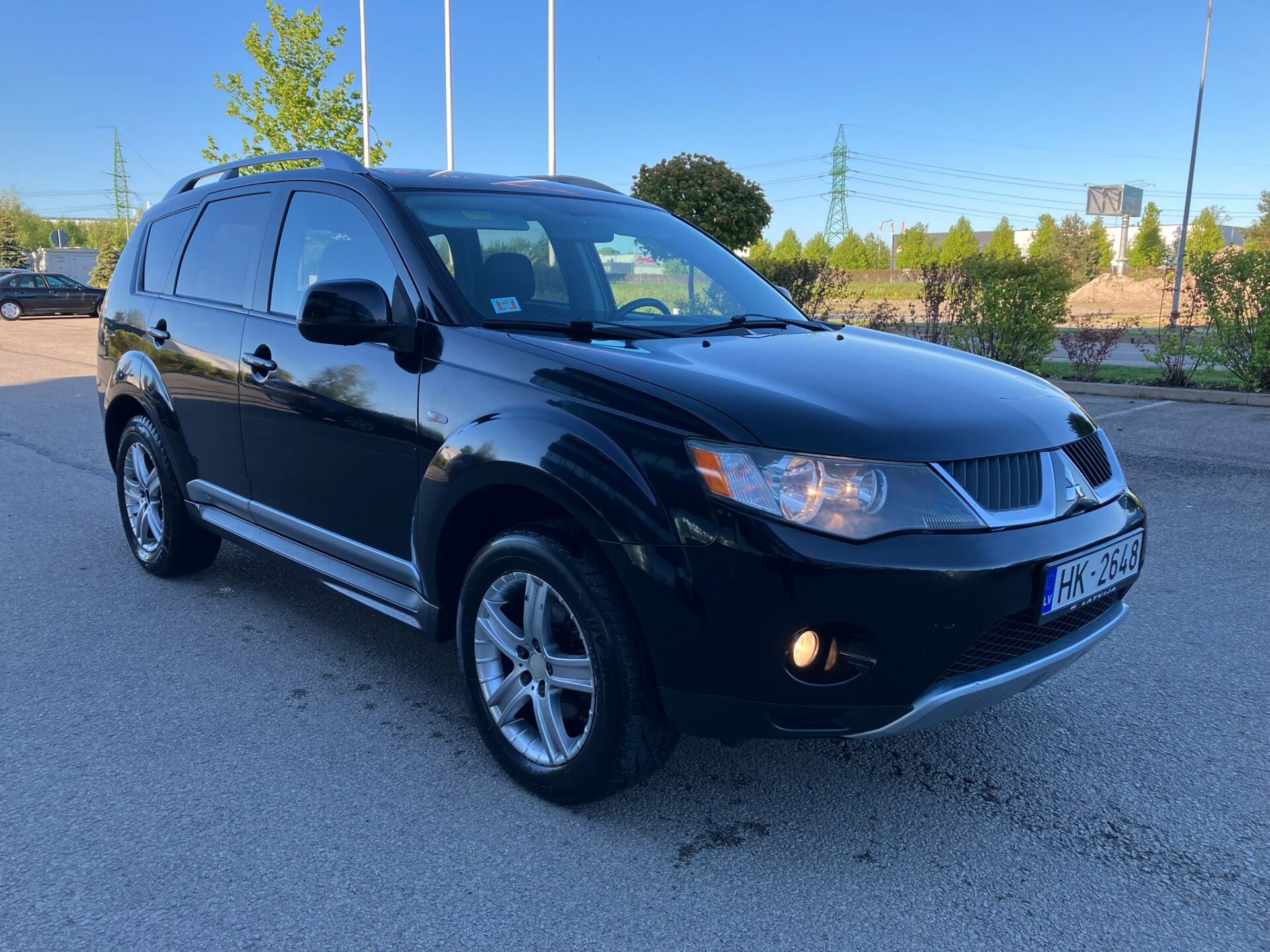Mitsubishi Outlander 4×4 7-vietas