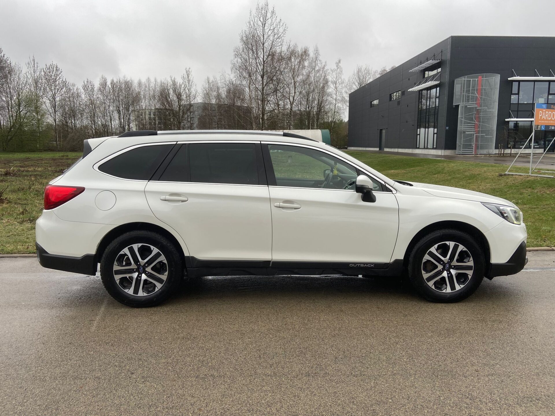 Subaru Outback Symmetrical Awd 4×4