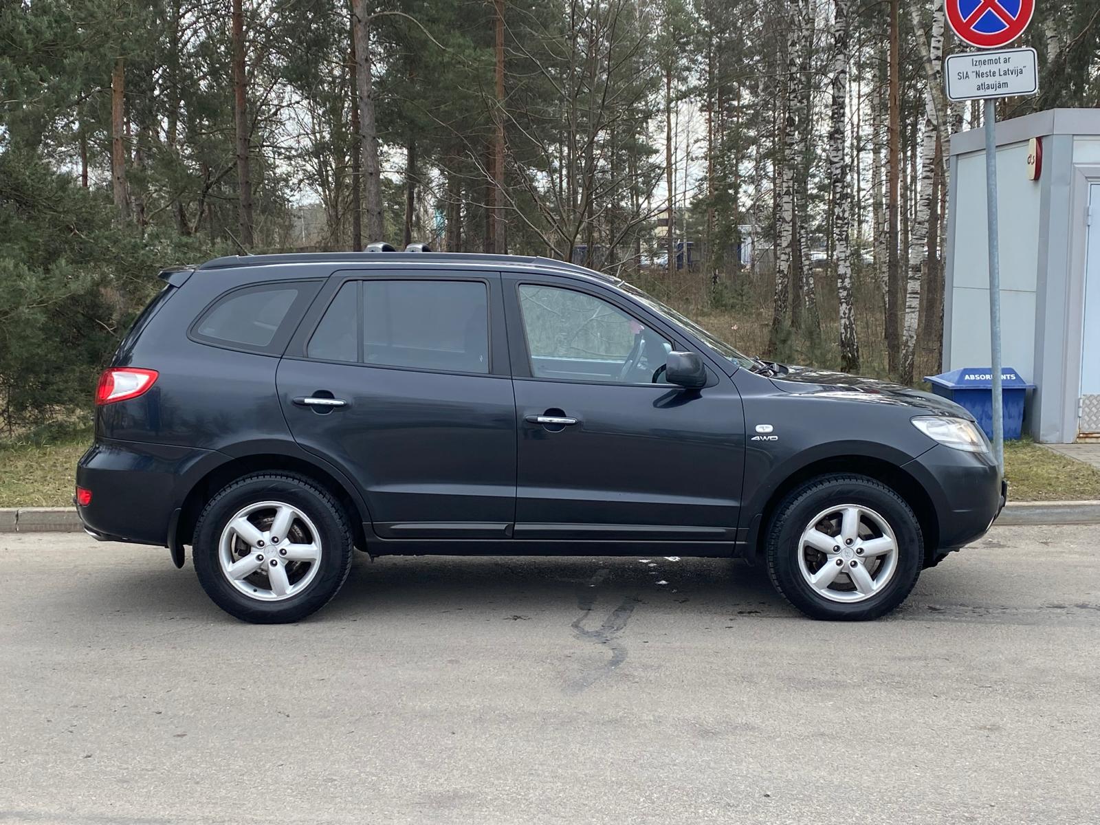 HYUNDAI SANTA FE 4WD