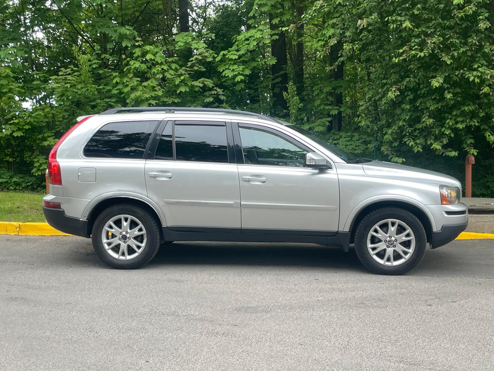 VOLVO XC90 7-VIETAS