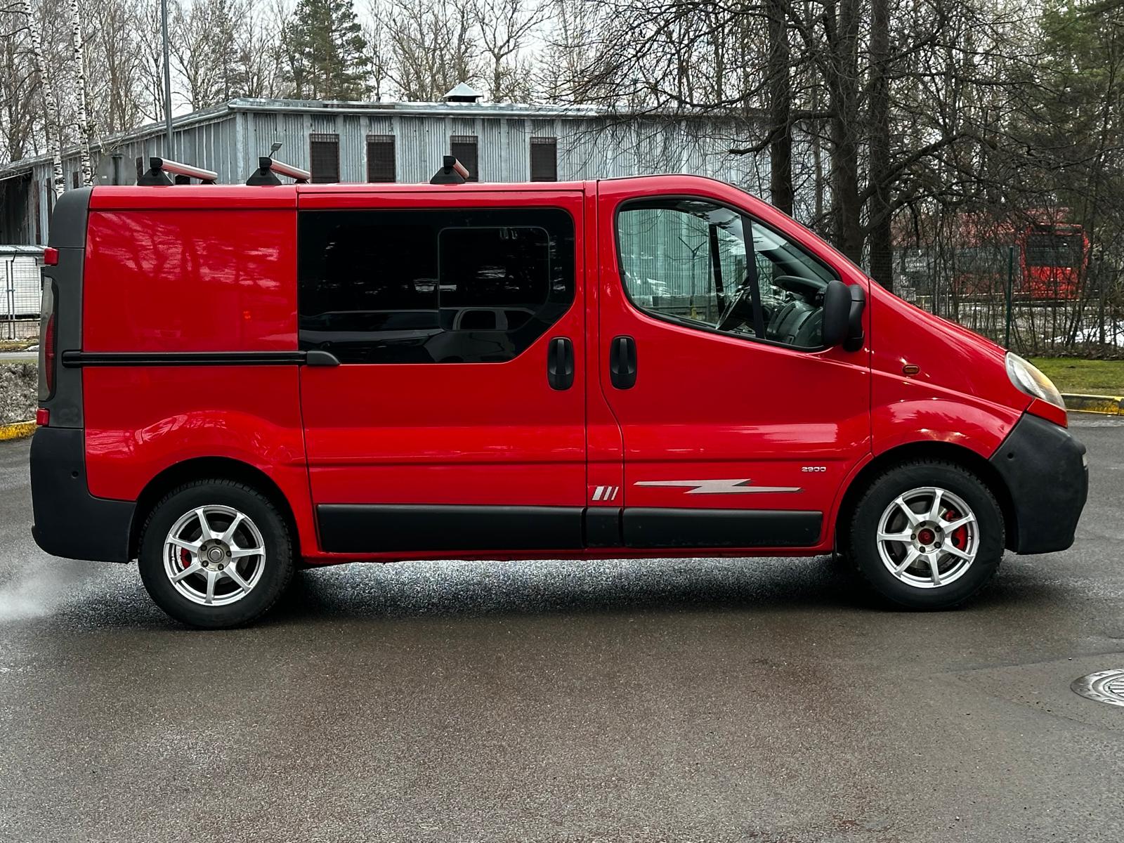 Opel Vivaro 5 seats