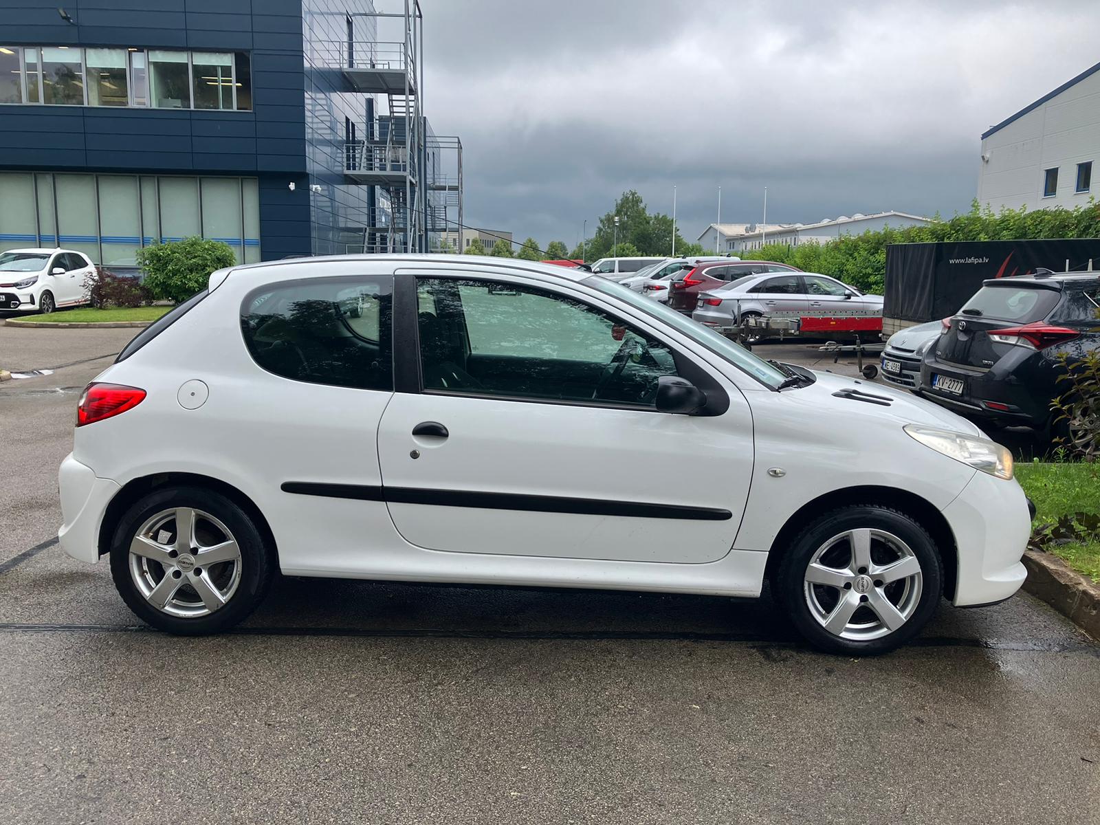Peugeot 206+
