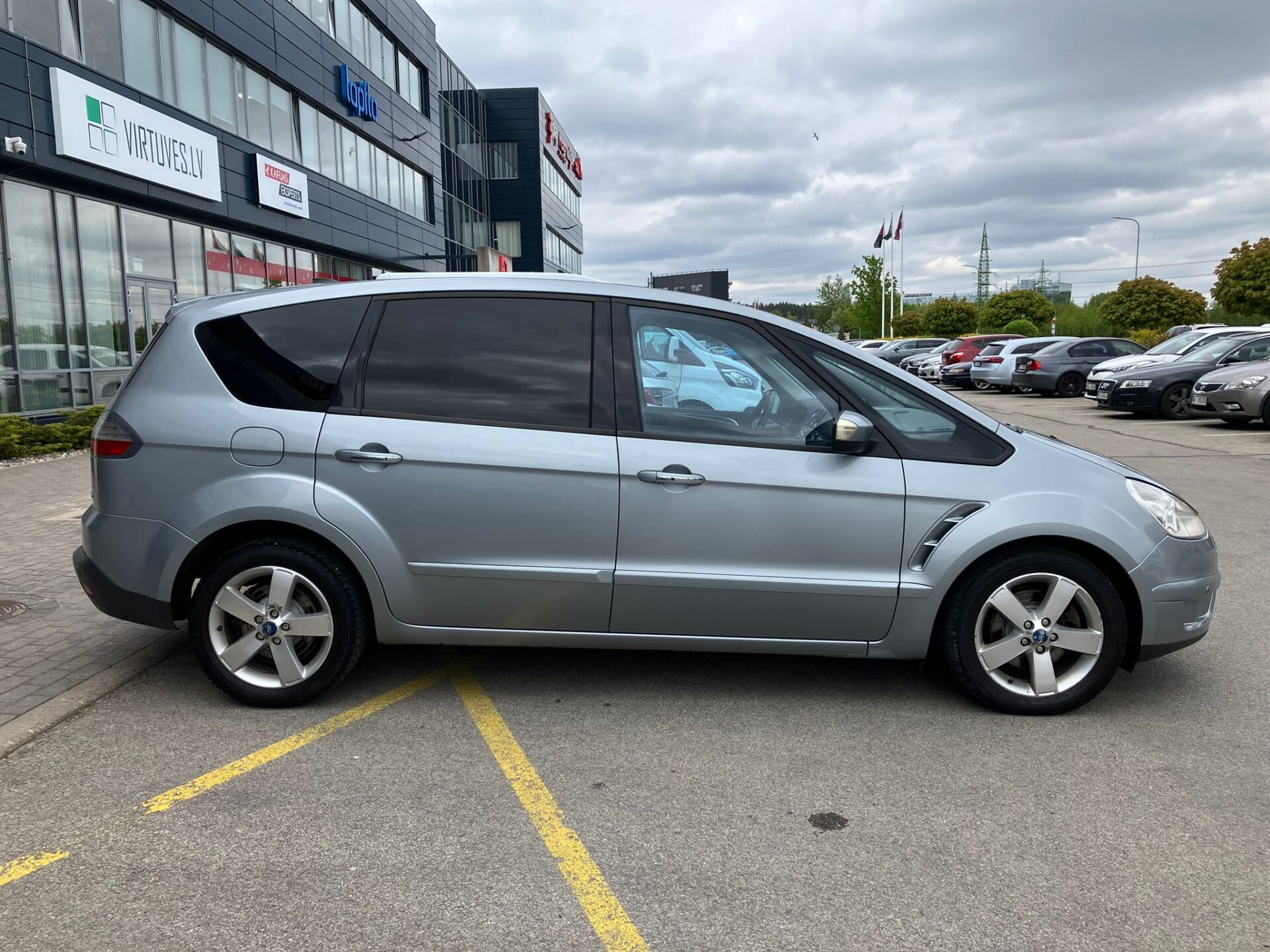Ford S-Max