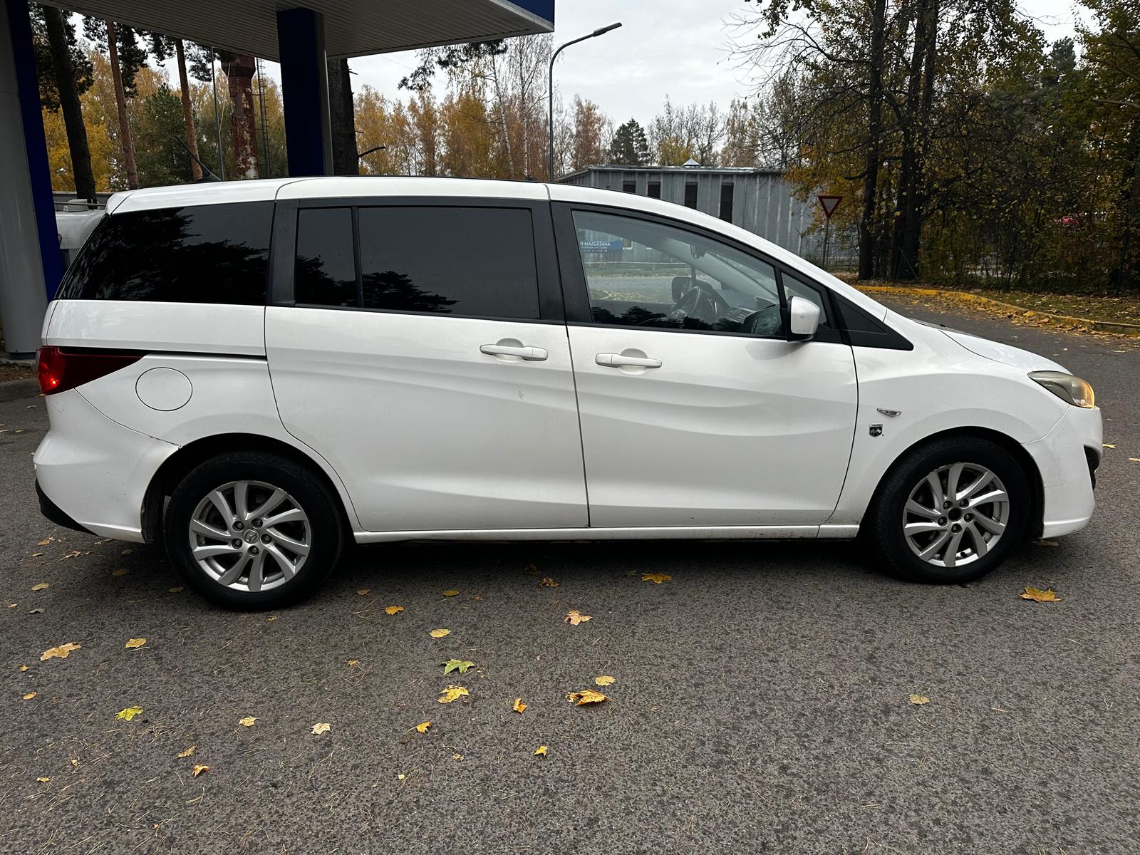 MAZDA 5 7-vietas