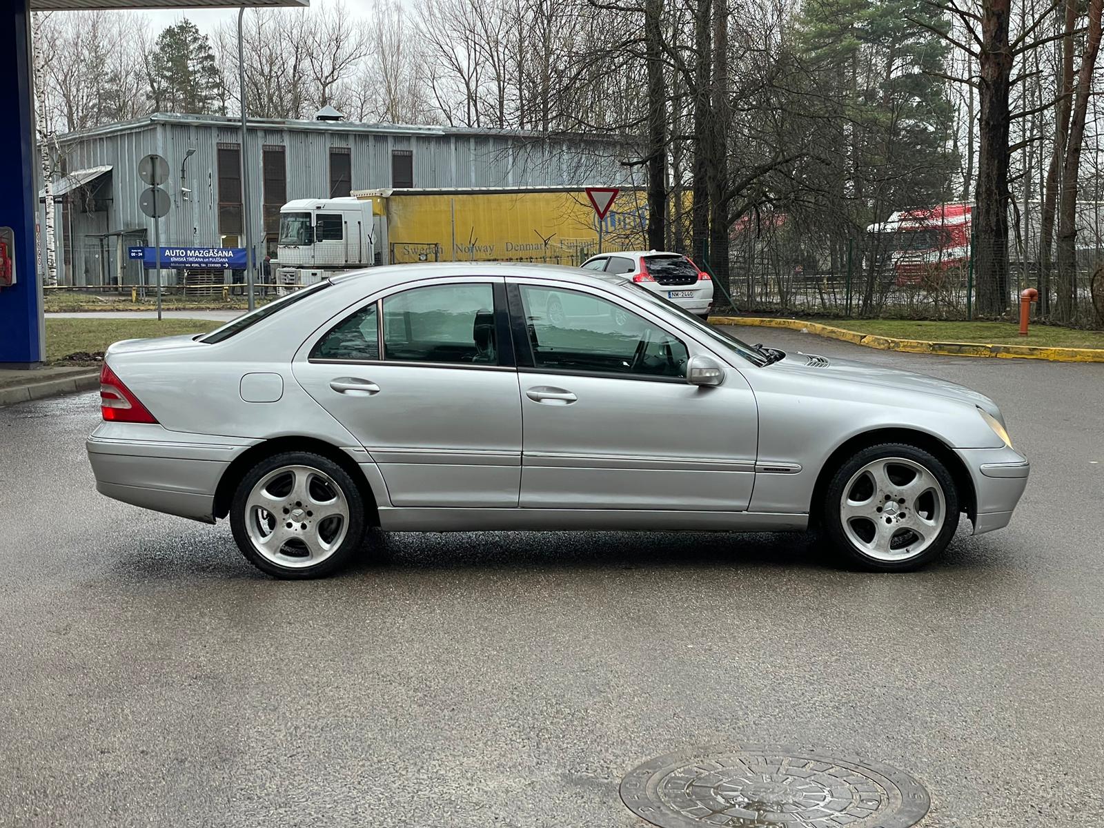 Mercedes Benz C200 Avantgarde