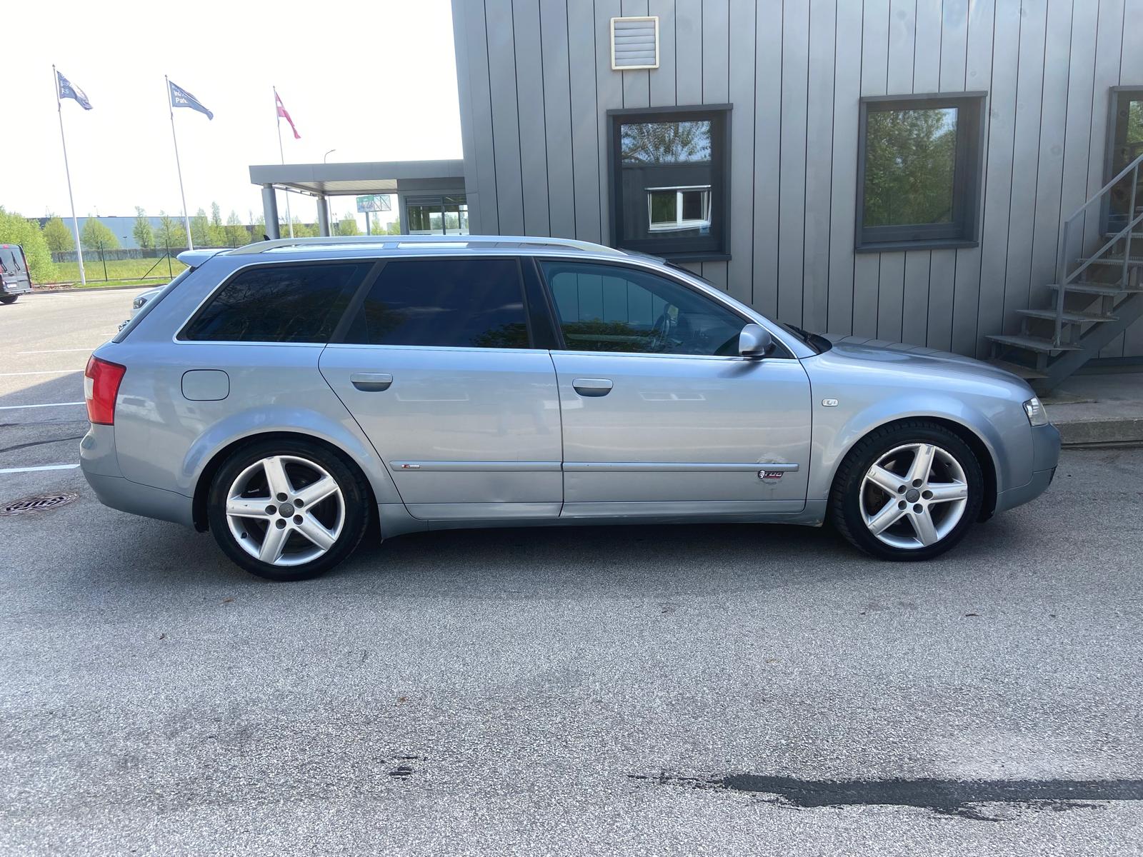Audi A4 S-Line Quattro