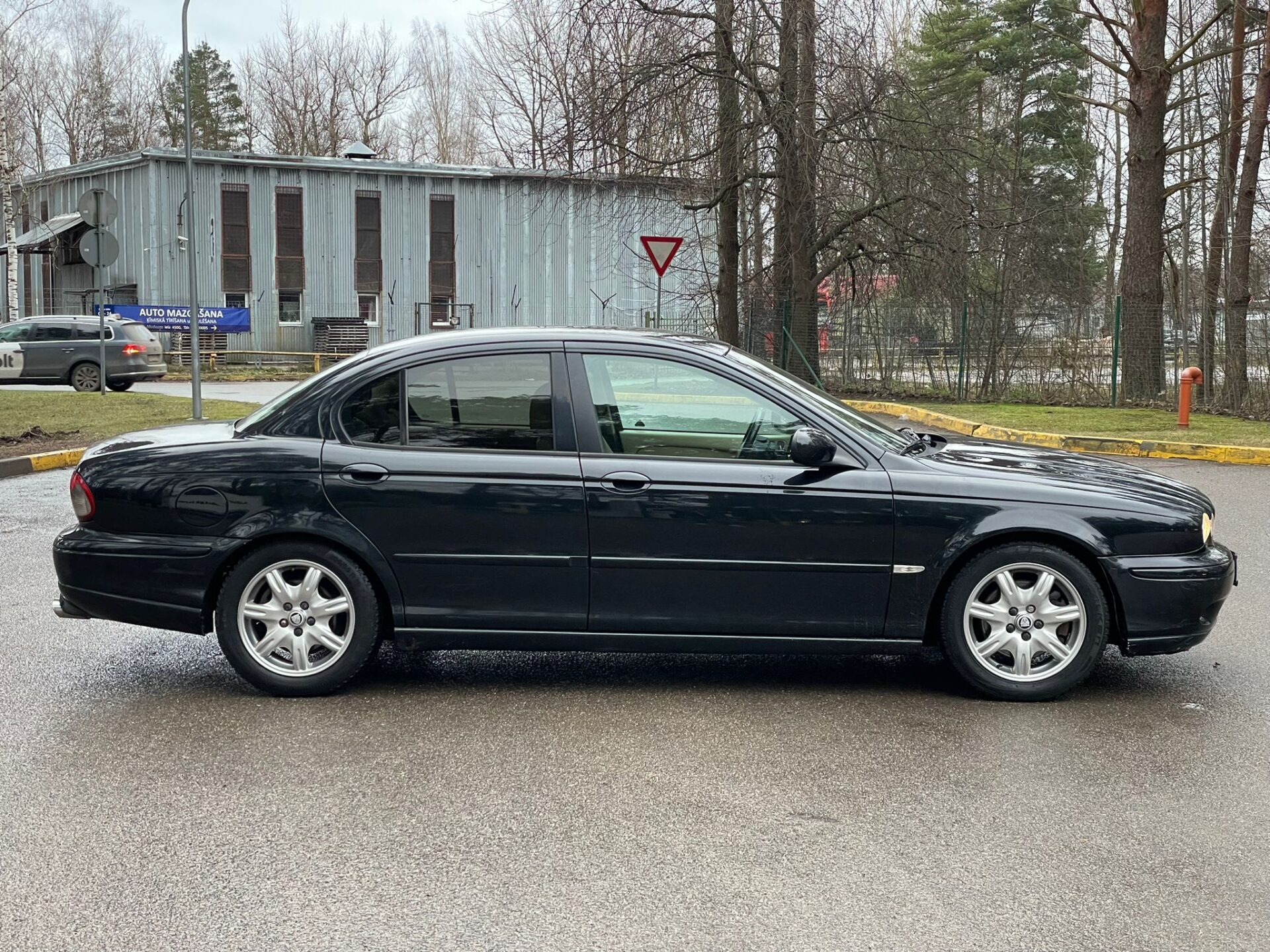 Jaguar X-Type