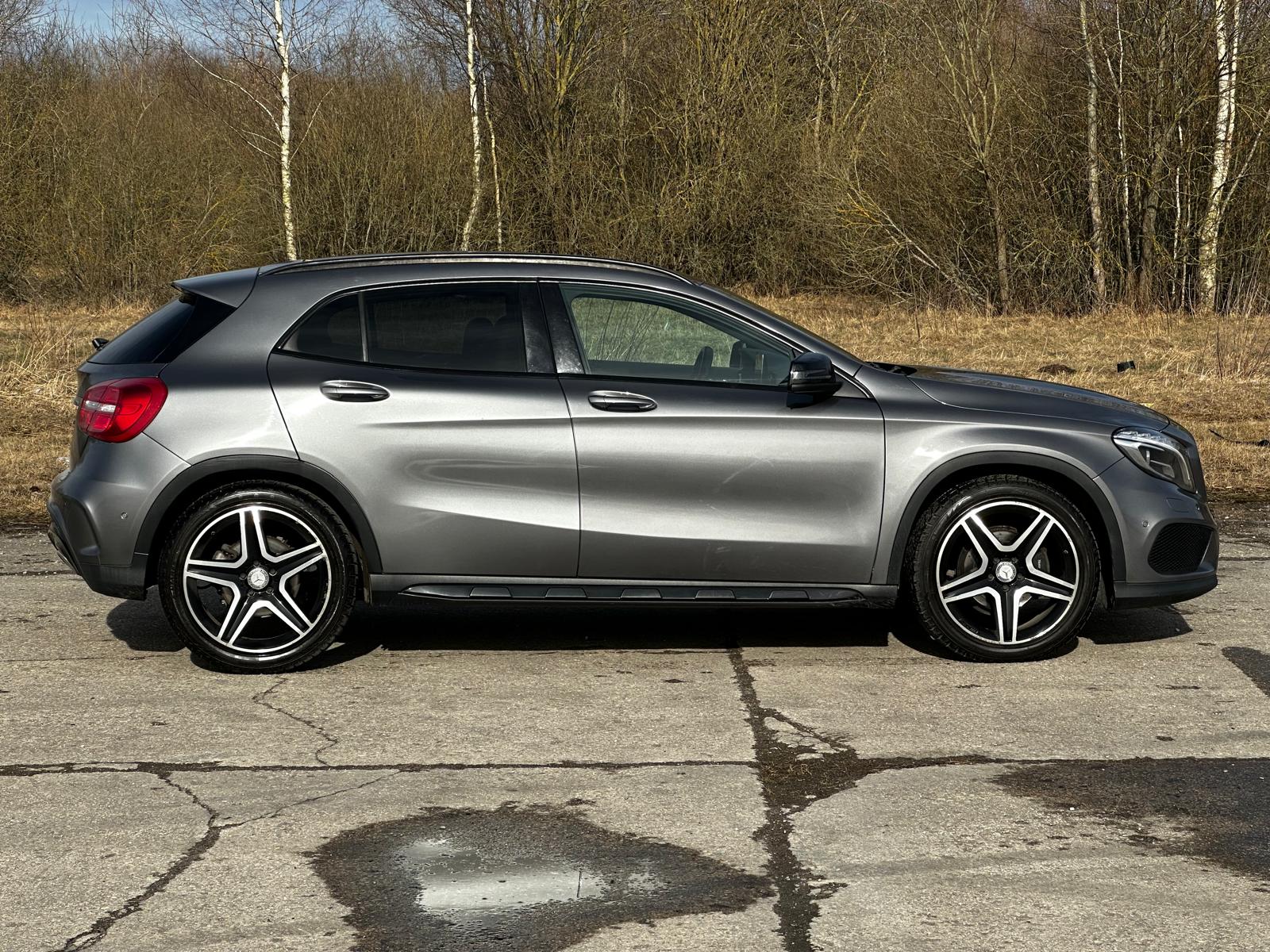 Mercedes GLA200
