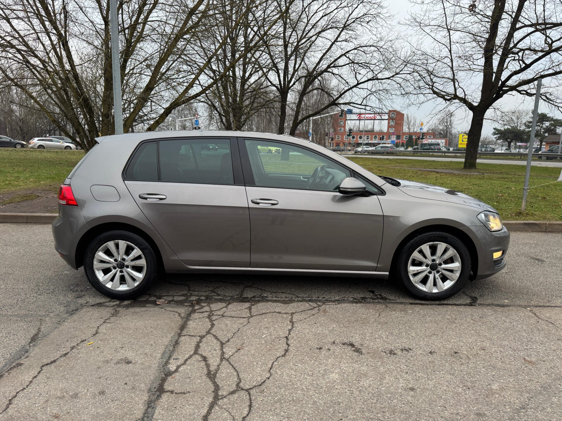 VW Golf tsi bluemotion