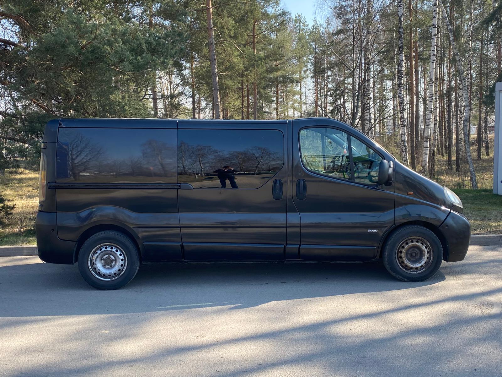 Opel Vivaro Грузовой фургон 3-мест