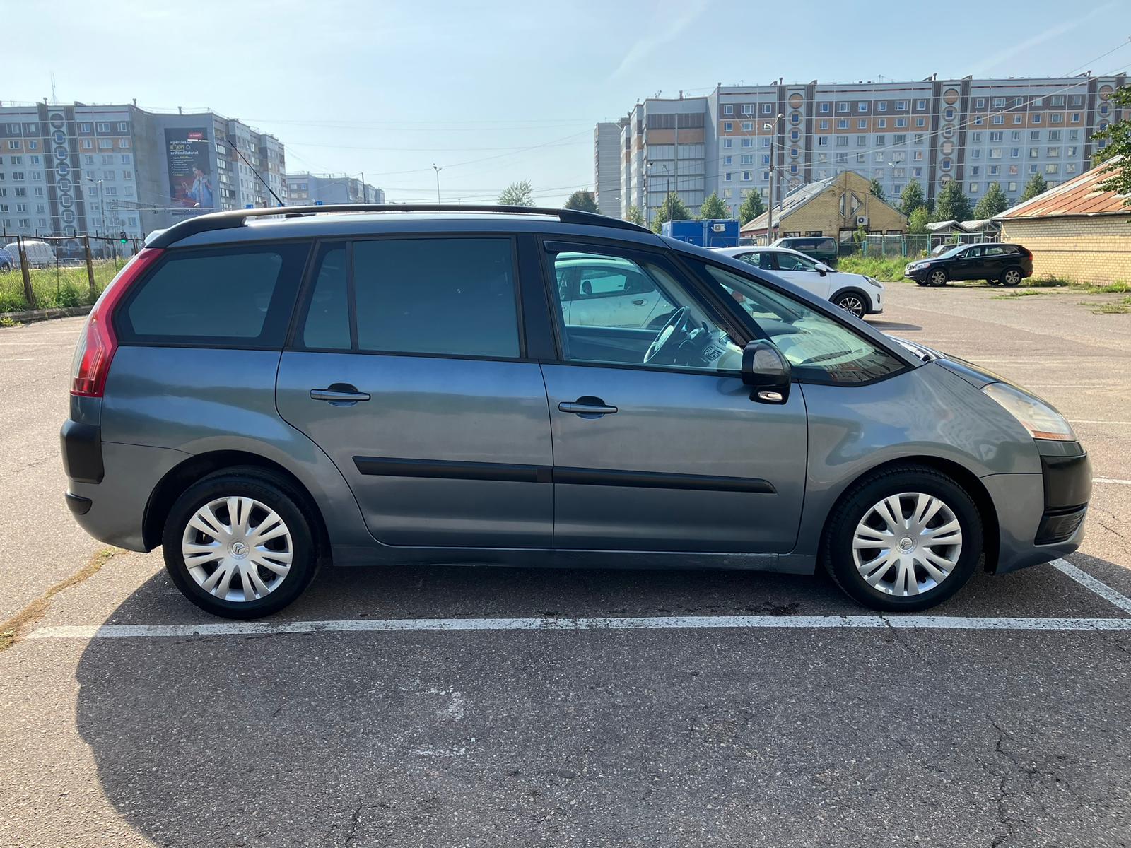 Citroen C4 Picasso 7-vietas