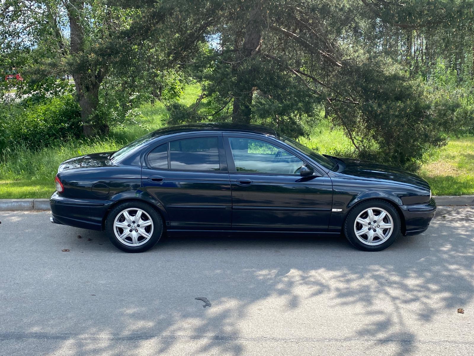 Jaguar X-Type