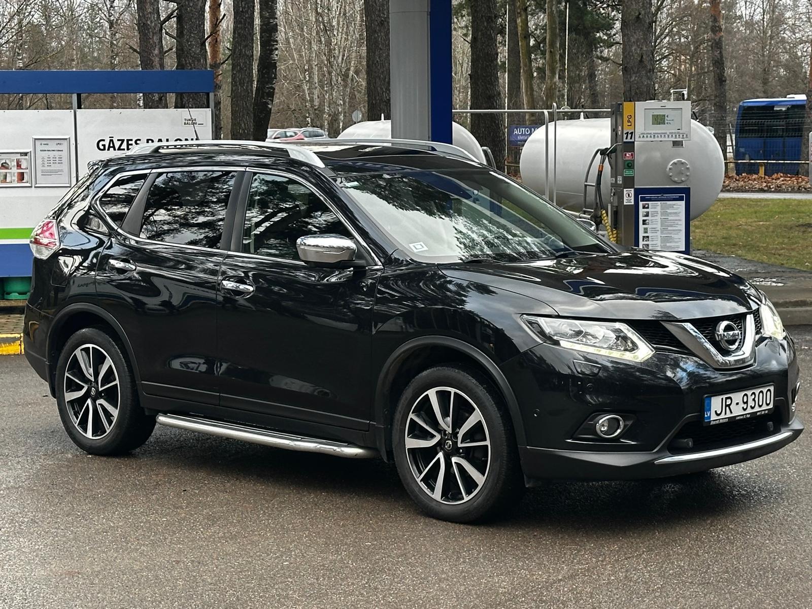 NISSAN X-TRAIL 4X4