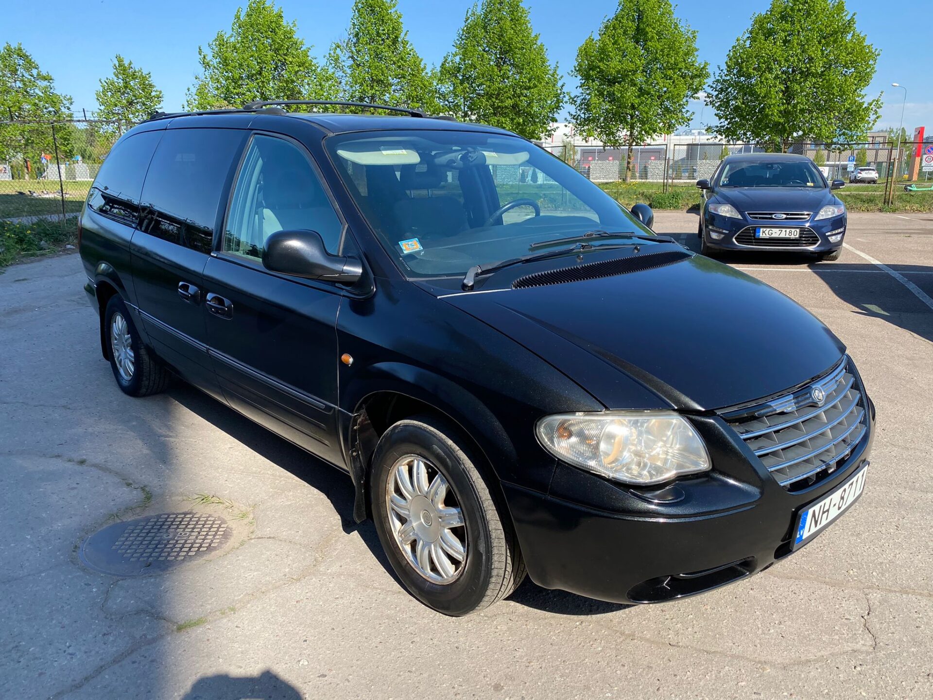 Chrysler Grand Voyager StowNGO 7-vietas