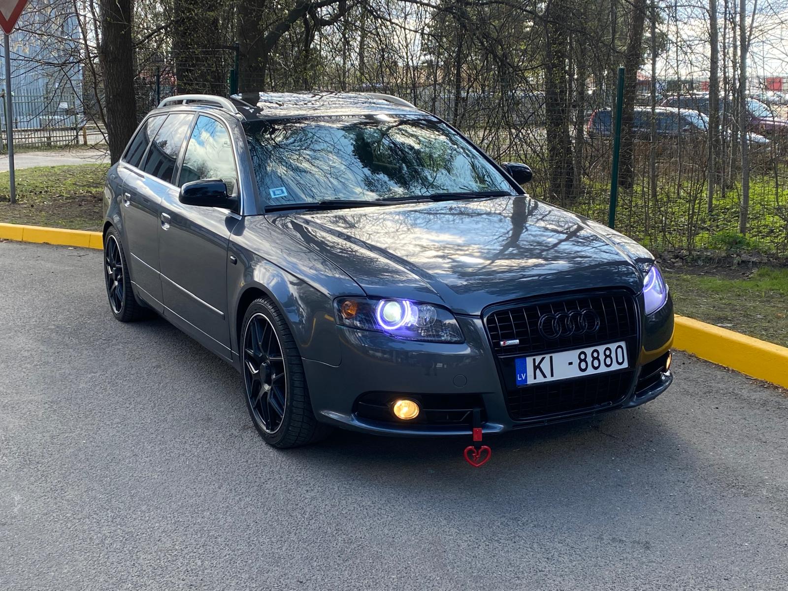 AUDI A4 S-LINE QUATTRO