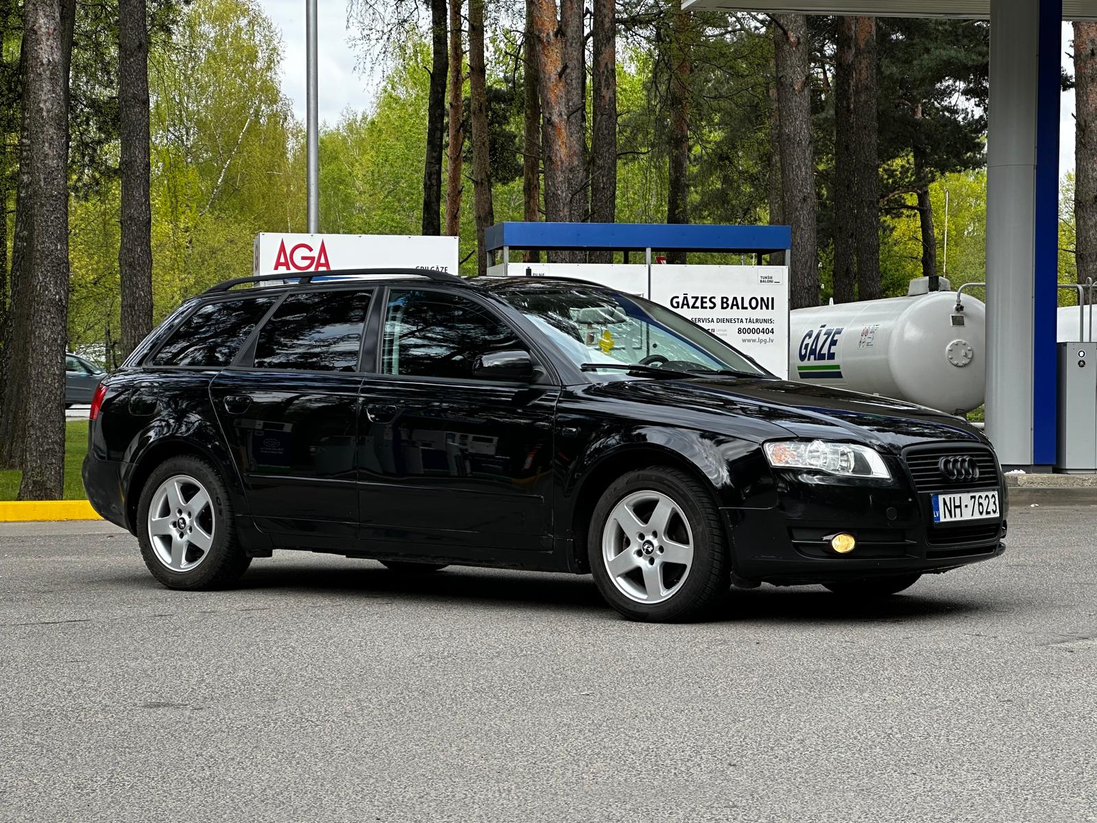 AUDI A4