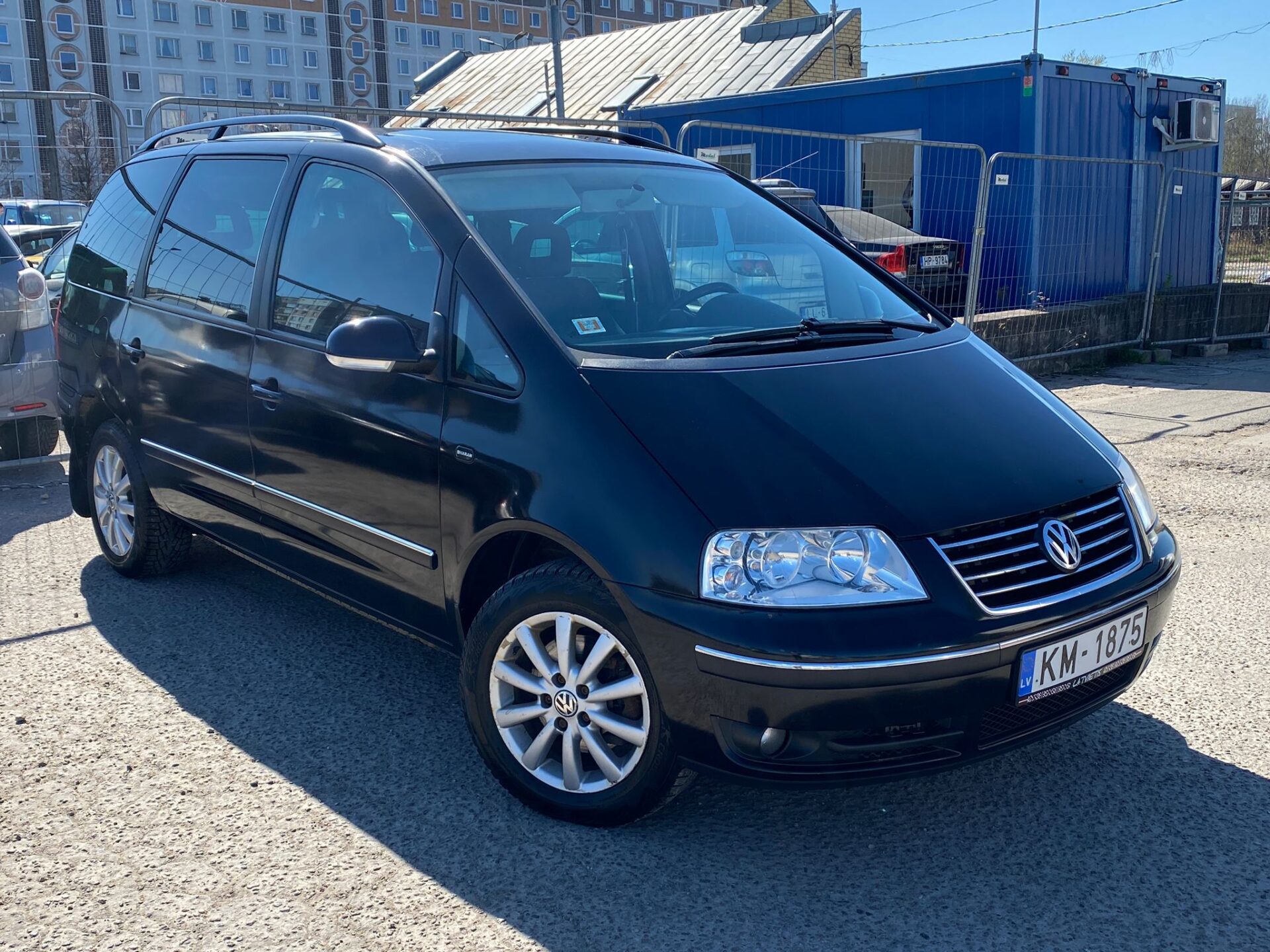 VW Sharan 7-Vietas