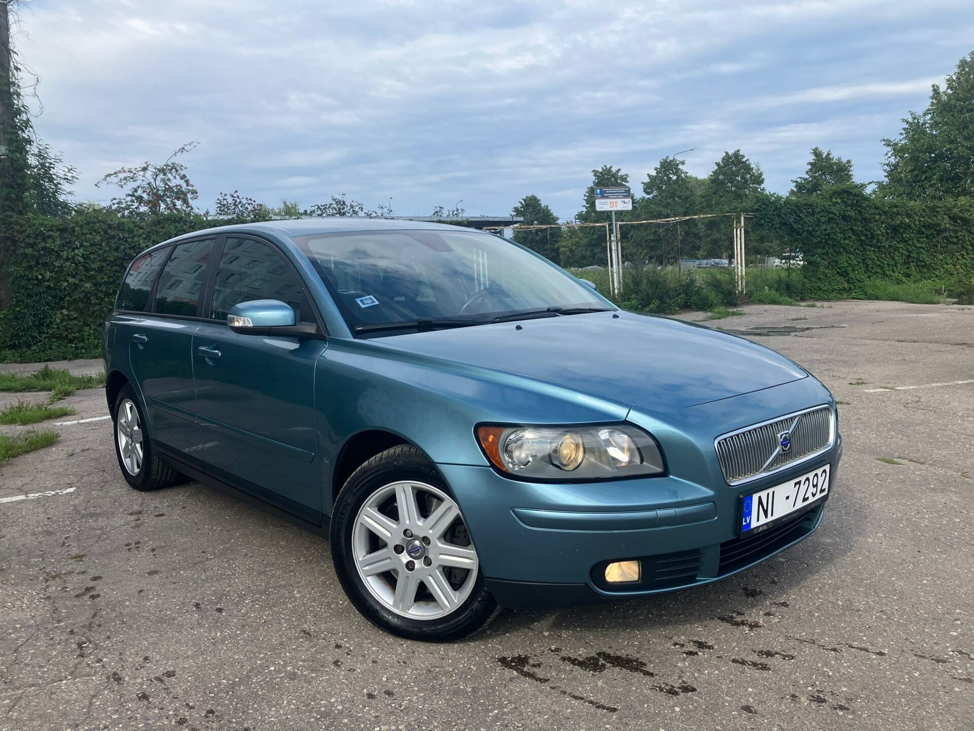 Volvo V50