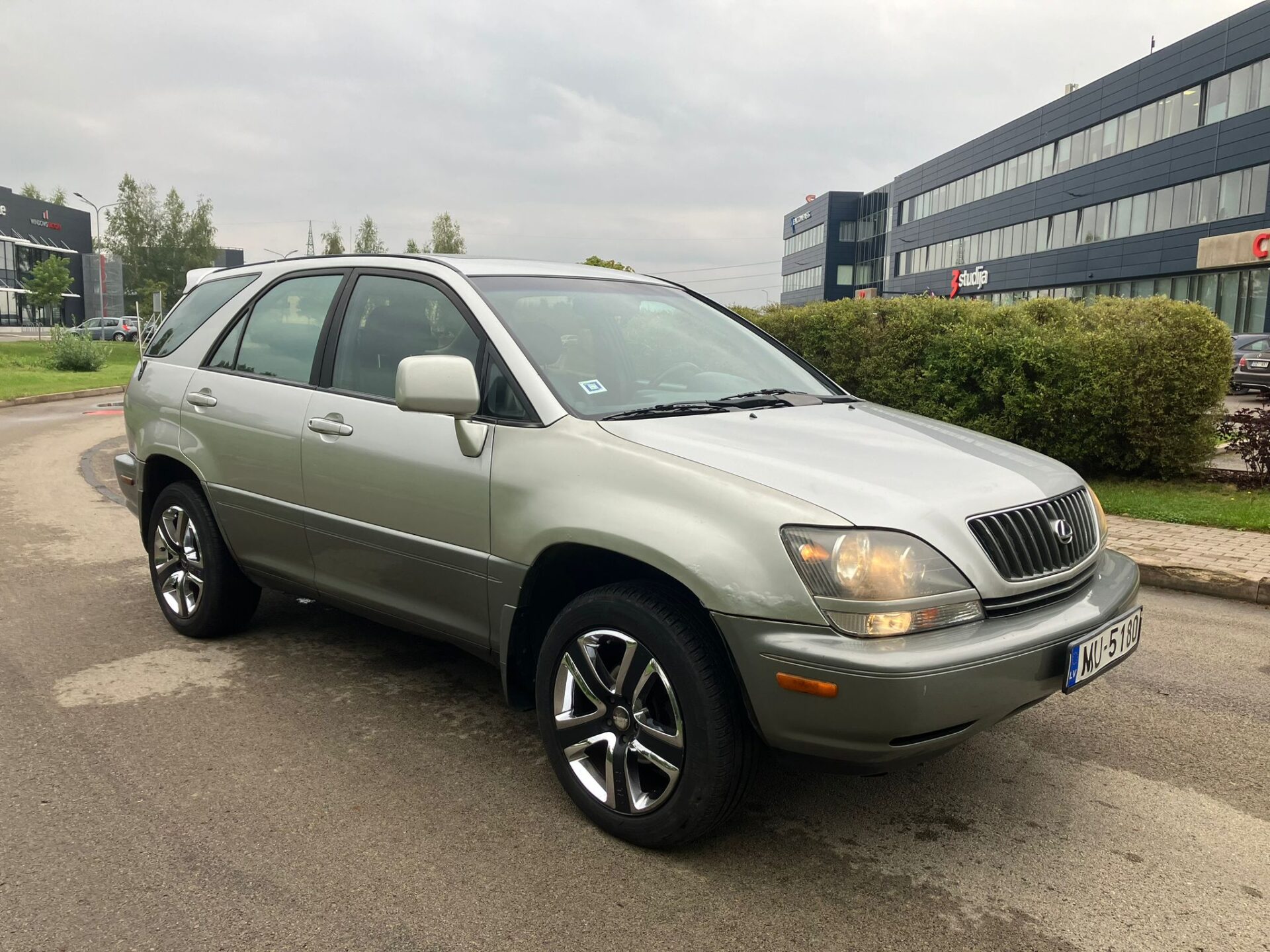 Lexus Rx300
