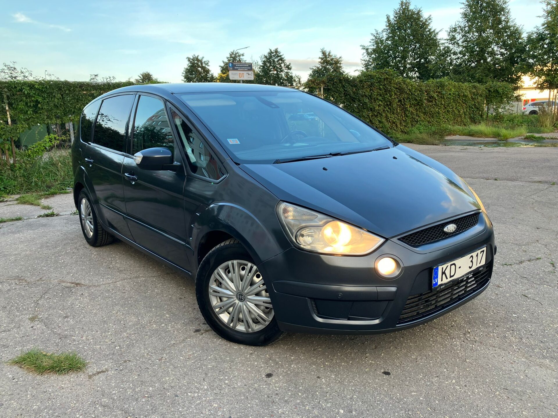 Ford S-Max
